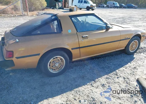 1980 Mazda Rx7 z USA, uszkodzony, nr VIN SA22C616988